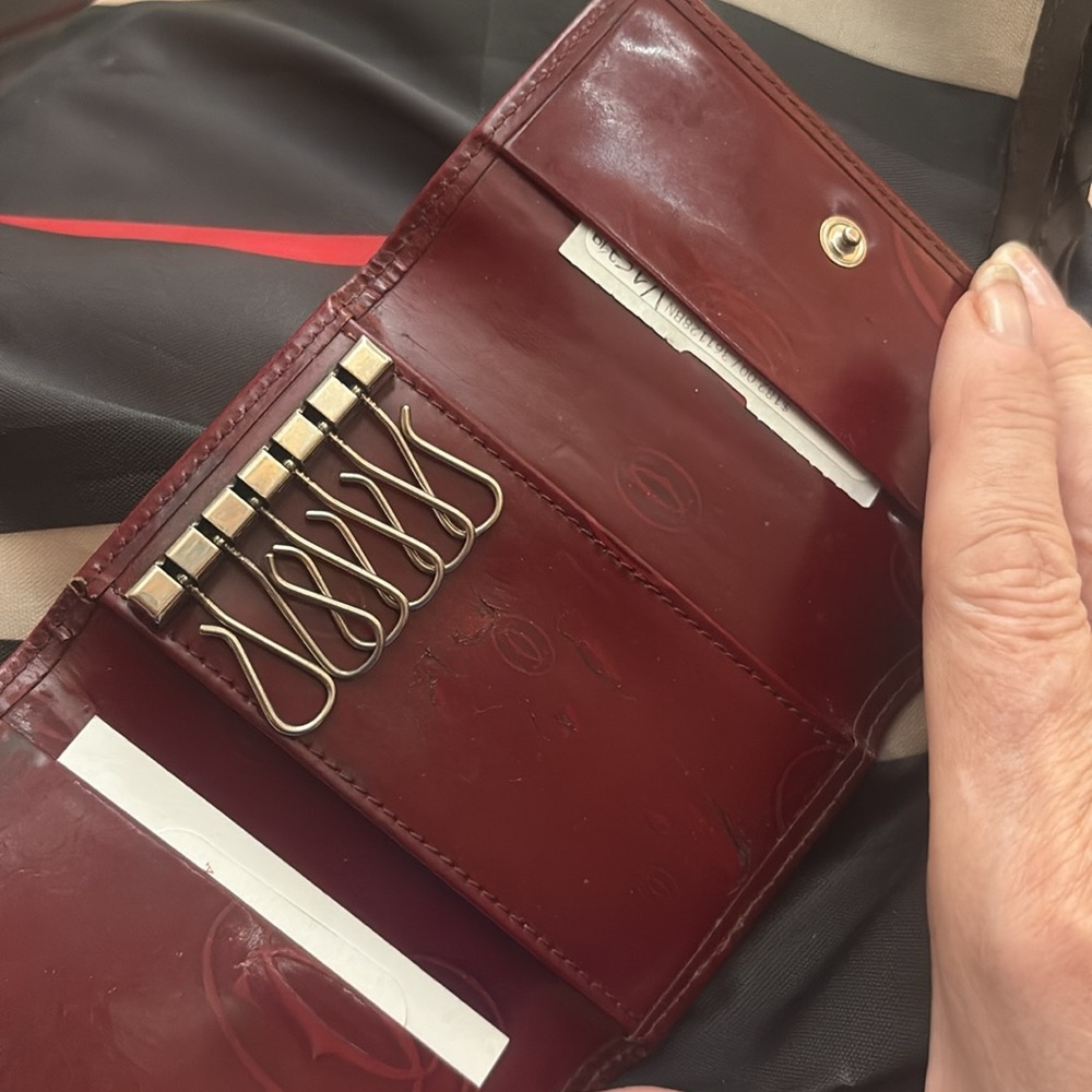 Cartier Chic Red Leather Keycase - Picture 2 of 6